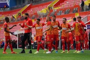 Kayserispor 71 deiiklik yapt