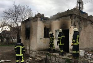 Mstakil ikamette kan yangn, itfaiye ekiplerini harekete geirdi