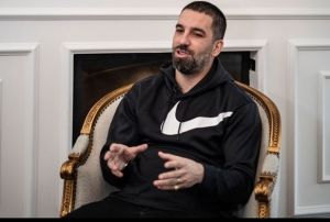 Arda Turan: Merih ve alar Barcelona'da oynayabilir