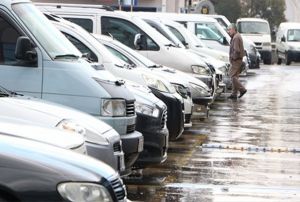 Bayram ncesi ikinci el ara satlar dip seviyede