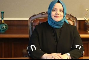 Bakan Seluk: Kiisel bilgilerinizi paylamayn