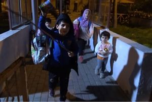 Aile dram...4 ocuk polis nezaretinde yurda yerletirildi
