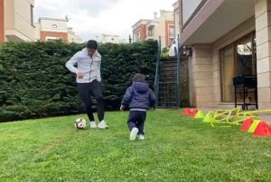 Guilherme'den karantinada oluyla futbol keyfi