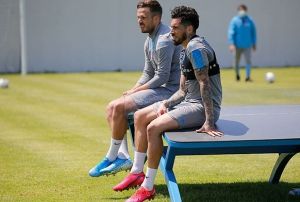 Sosa ve Novak'a korona virs artlar
