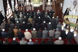 Din leri Yksek Kurulu'ndan Bayram namaz aklamas