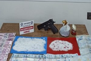 Uyuturucu operasyonu: 10 gzalt