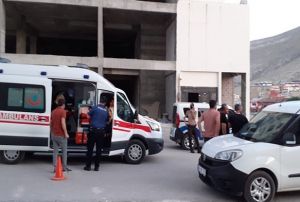 Yeni ve eski koca arasnda bakl kavga: 1 l, 2 yaral