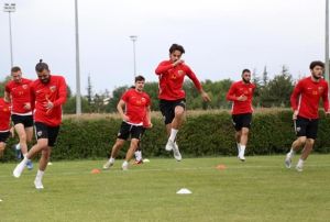 Kayserispor Fenerbahe'ye bileniyor