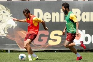 Galatasaray  almalarn srdryor