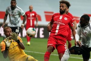 Beikta: 1 - Antalyaspor: 2