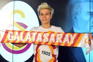 Il Alben, Galatasaraydan ayrldn aklad