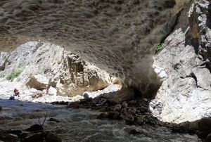 Kar tnelleri grenleri hayretler iinde brakyor