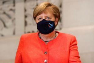 Merkel'e casus oku