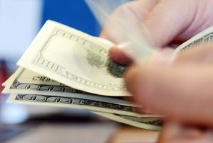Ylsonu dolar kuru beklentisi artt