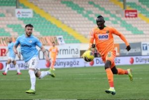 Beikta ve Fenerbahe, Cisse iin kar karya