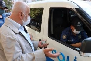 Denetimde yakalannca sigaray brakt