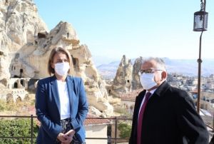 Erciyes ile Kapadokya, k turizminin gzdesi olacak