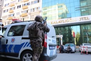 Polisi ehit eden saldrgan tyler rperten cinayetin zanls kt