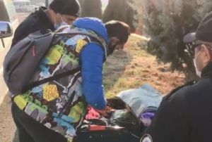 Adliye otoparkna braklan bavul polisi harekete geirdi