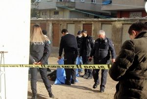 3. kattan den kadn hayatn kaybetti