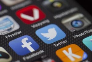 Twitter, paylam silmeye devam ediyor