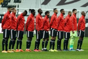 Beikta ilk yary lider bitirdi