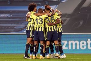 Fenerbahe puan ortalamasnda zirveye ortak oldu
