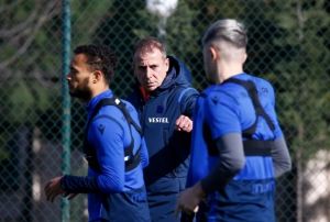 Trabzonspor, Sper Kupa hazrlklarn tamamlayarak stanbul'a gitti