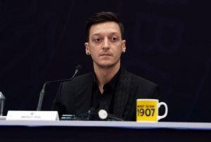 Transfer dneminde Mesut zil konuuldu