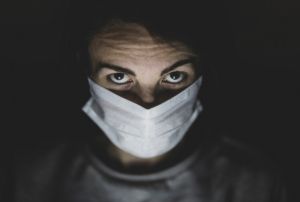 Covid-19 geiren erkekler risk altnda