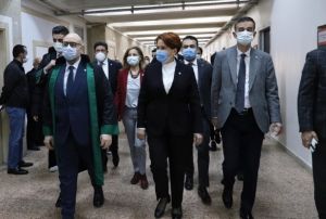 Meral Akener Ankara Adliyesinde ifade verdi
