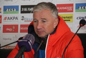 Dan Petrescu: Bu mata elimizden geleni yapmaya altk