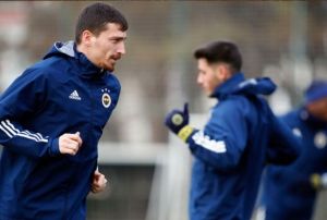 Mert Hakan Yanda geen sezonun gerisinde kald