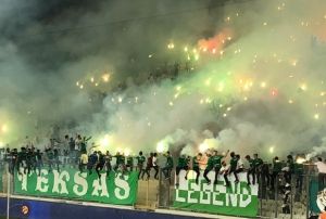 Teksastan, yeil-beyazl ynetime sert aklama