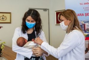 Annesi hamileyken alanan bebek antikorlu dodu