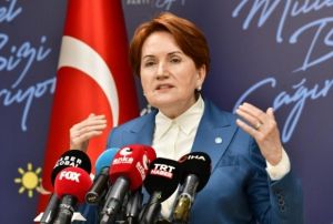 Meral Akener Grup toplantsnda konutu