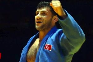 Vedat Albayrak, Avrupa ampiyonu oldu