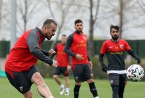 Kayserispor, Genlerbirlii ma hazrlklarn tamamlad