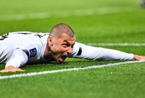 Lille, Burak Ylmaz'la ampiyonlua kouyor