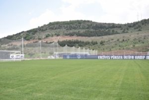 Erciyes Yksek rtifa Kamp Merkezi'nde hazrlklar tamam