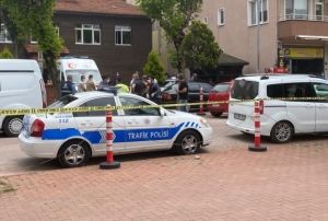 Cinnet getiren polis memuru hayatna son verdi
