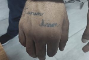 Hrsz, elindeki Canm Annem dvmesi ele verdi