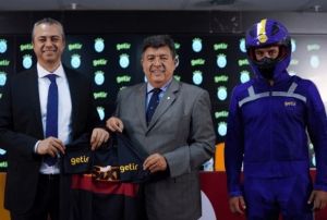 Galatasaray'a kol sponsoru