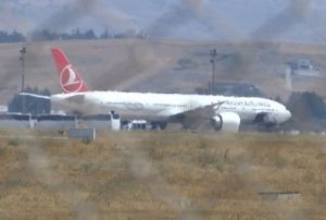 Afganistan'daki Trk askerini tayan uak Ankara'da