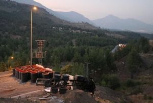  Ka rampasnda beton bariyere arpan kamyondaki 4 kii ld