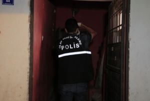 Babasn dvdkten sonra pompal tfekle kardeini ldrd