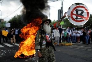 El Salvadorda Bitcoin protestosu