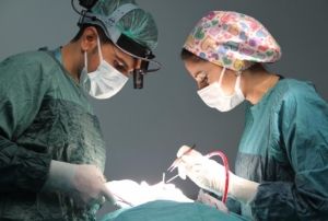 Pandemi estetik operasyonlara ilgiyi artrd