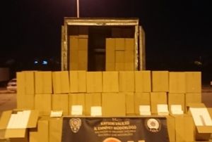 Kayseri polisi sigara kaaklarna gz atrmyor
