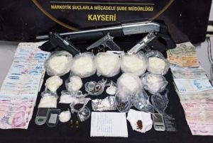 pheli arata uyuturucu ticaretinin hesap etelesi kt